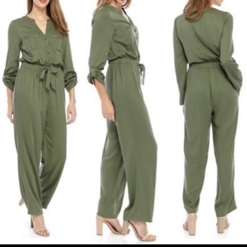 - NWT CUPIO Women's Oliveverde Jumpsuit XL